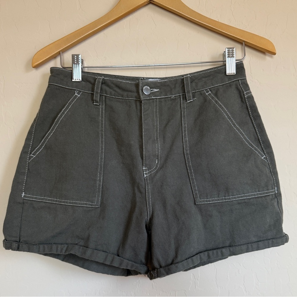 RSQ Utility Contrast Stitch High Rise Women’s Shorts Olive Dark Green 27